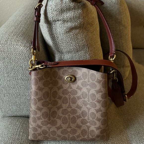 Coach Signature Canvas Willow Bucket Bag NWT - Picture 16 of 16